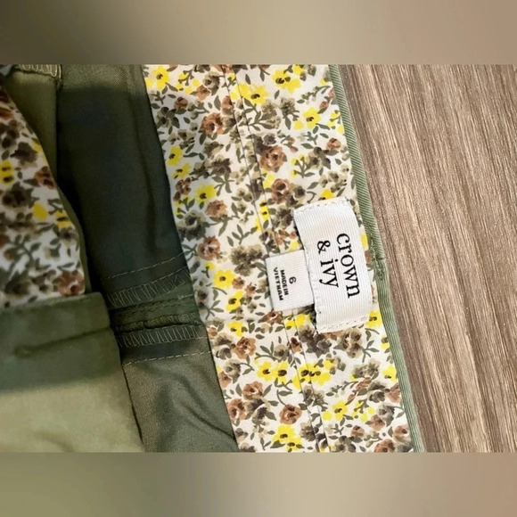 Crown and Ivy Pants Size 6 - Picture 5 of 6